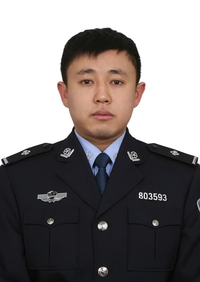 戚大伟