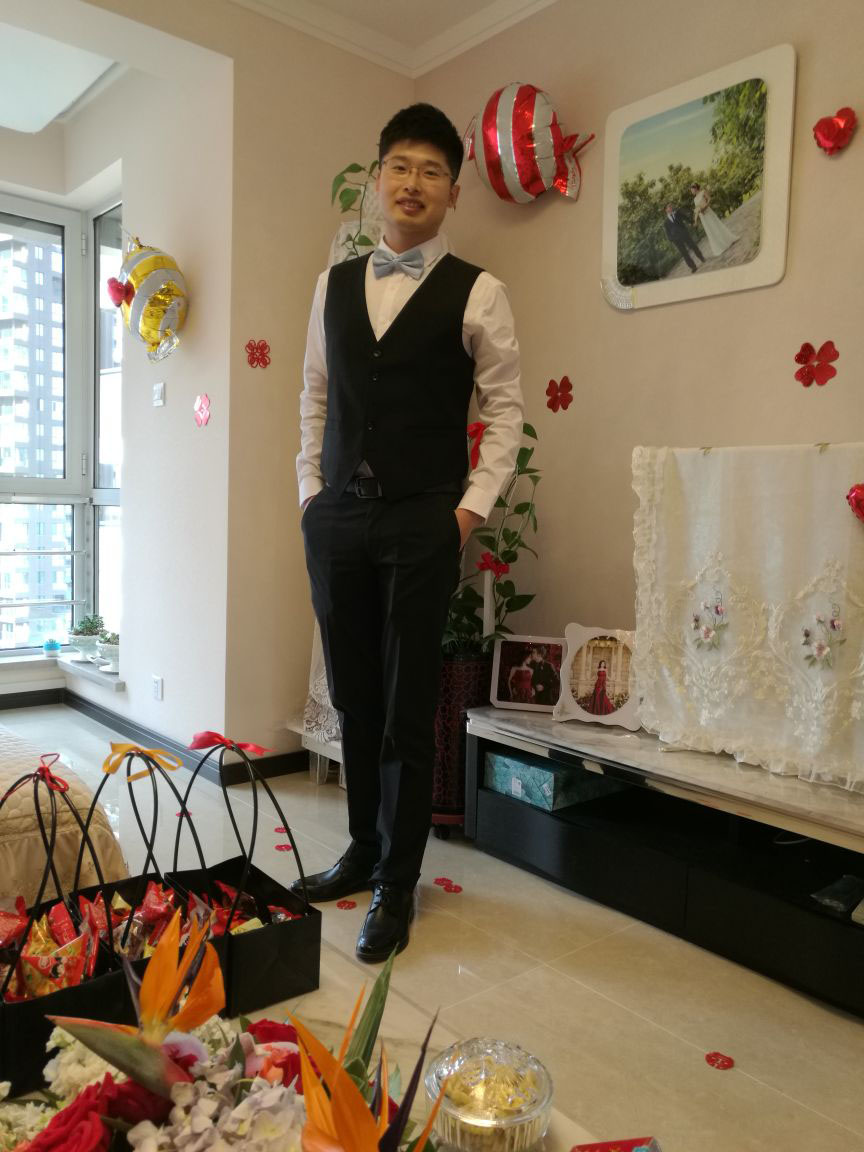 “90后”高鹏展