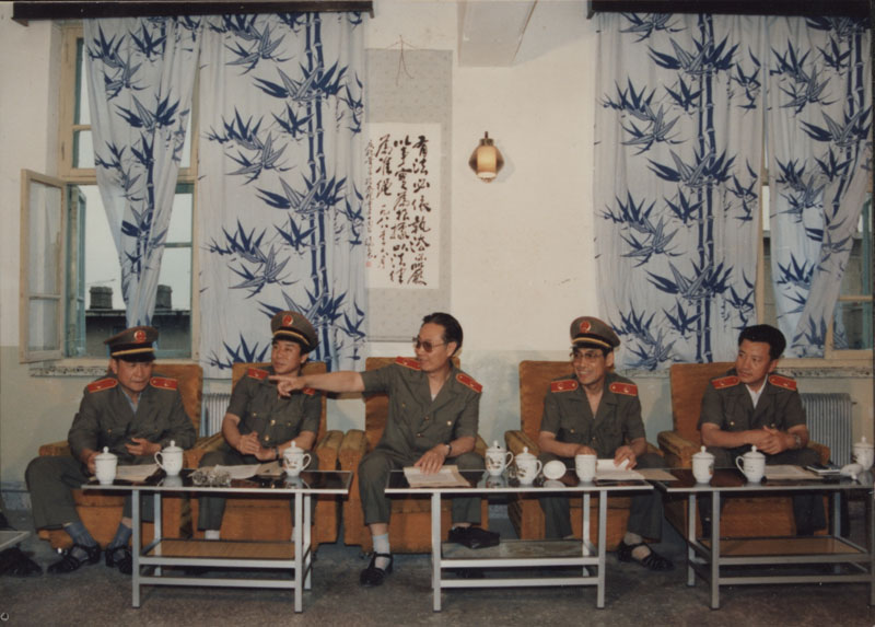 （2）1988年，营口市人民检察院召开成立犯罪举报中心会议