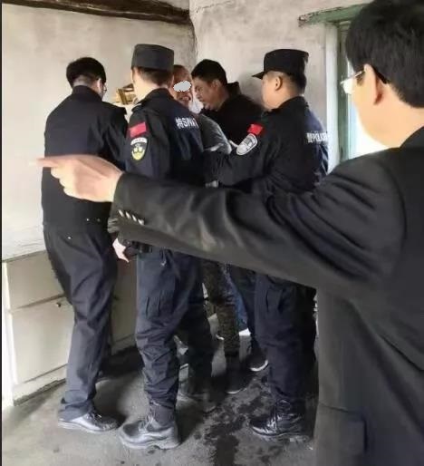 拘传老赖