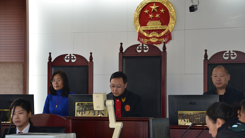 北镇法院党组书记、院长张春风带头开展互联网庭审直播