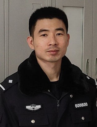 王伟立