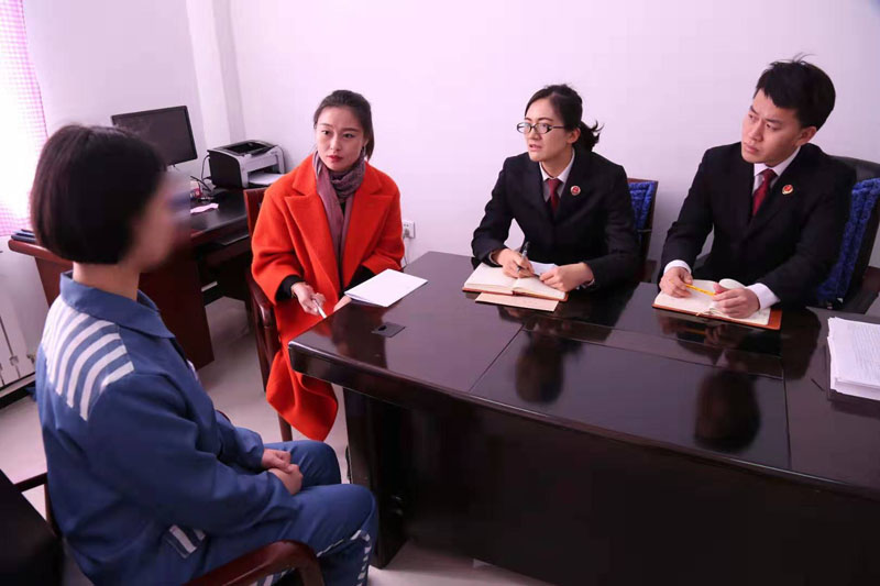 和未成年服刑人员进行帮教谈话