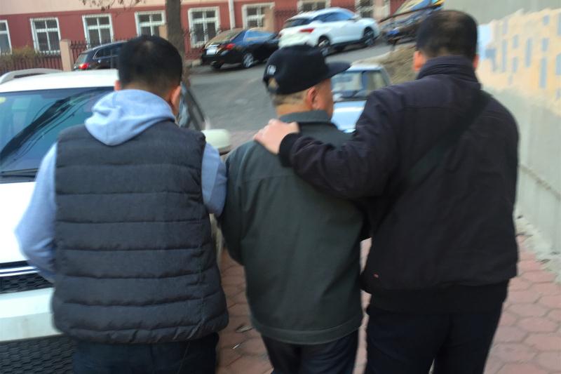 “搭讪者”作案时被侦查员抓获