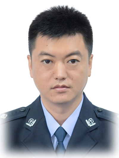 金铭