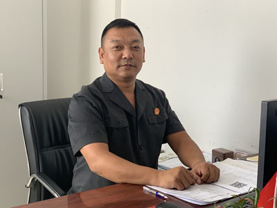 灯塔市人民法院执行局干警李勇