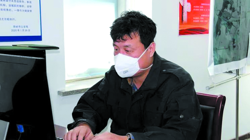 刘博禹在工作中