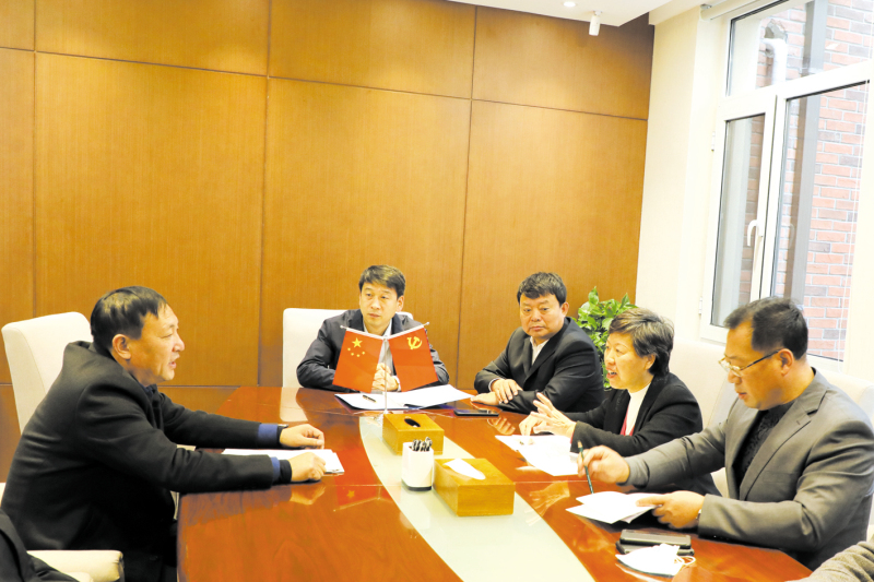 政法单位领导班子成员接待了来访民营企业代表