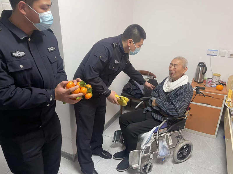 鞍山慰问