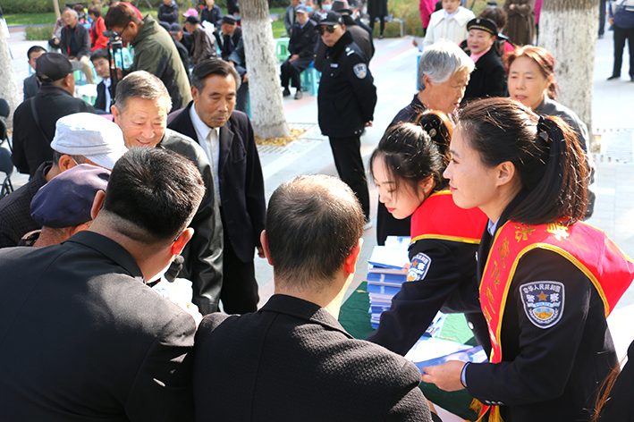 朝阳市司法局开展法治宣传