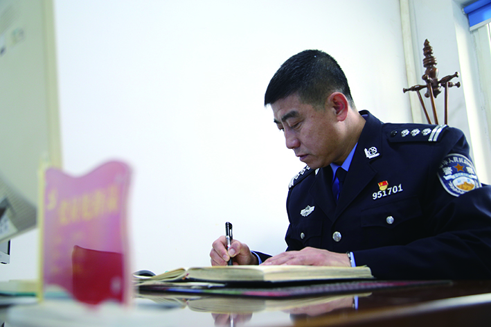 田宏伟