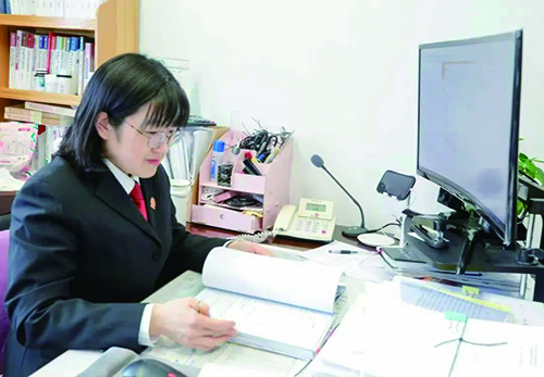 本溪中院朱飞