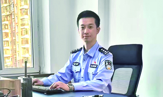 霍庆达