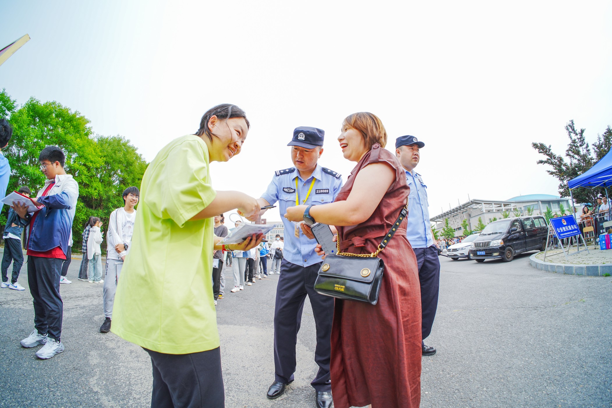 （图4）(1)