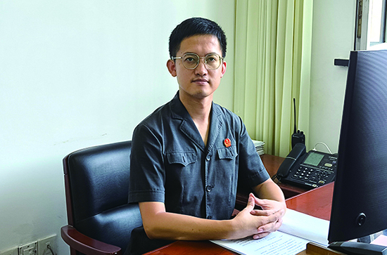 黄庚宇