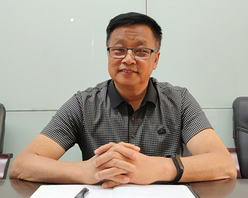 辽宁省洗染行业协会党支部书记  姜少伟