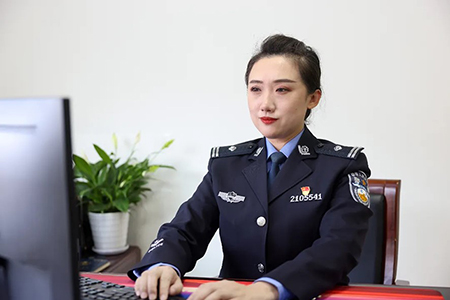 李晓婷