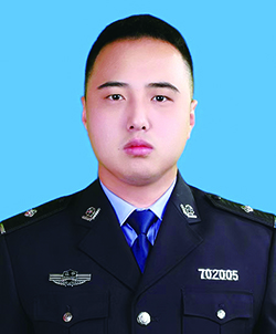 张岁焜