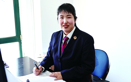 杨柠