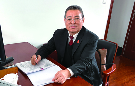 于云峰