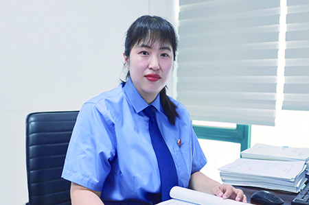 杨柠