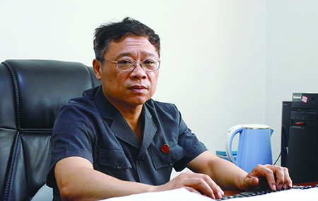 李忠