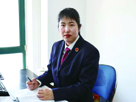 杨柠