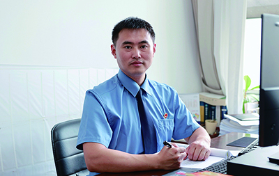 李世斌