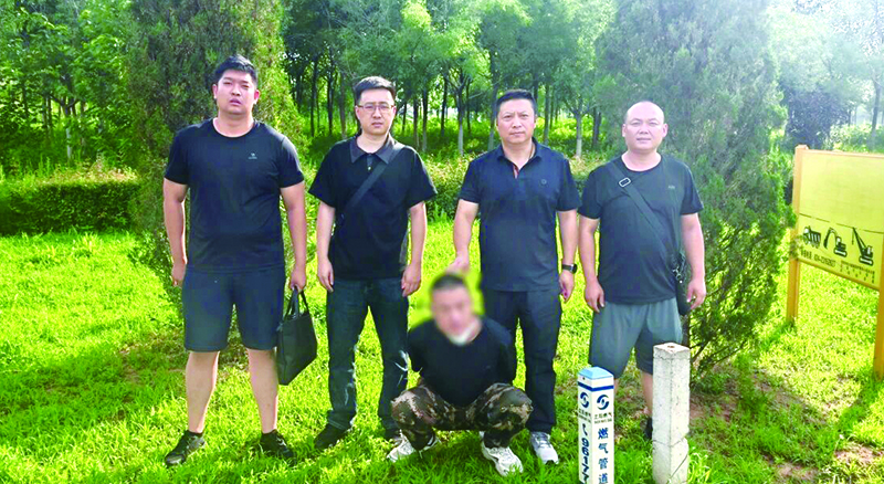 民警抓获犯罪嫌疑人。受访单位供图
