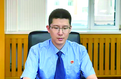 李铁群