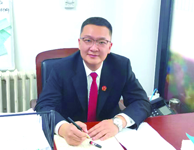 李智龙