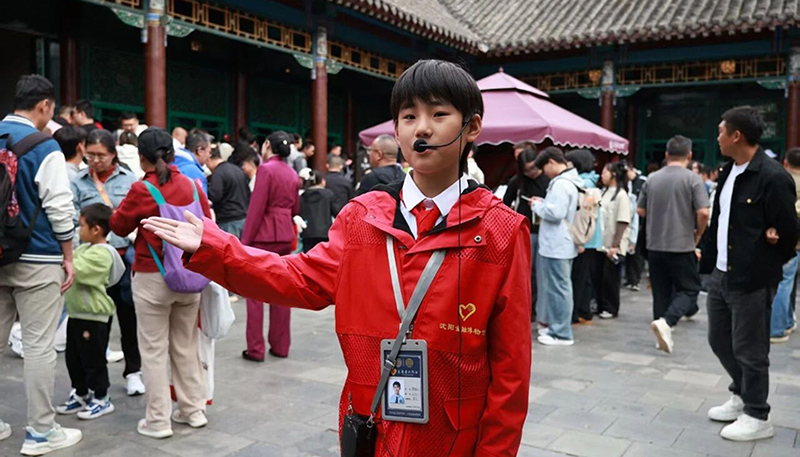 张学良旧居的小志愿者们坚守在讲解服务岗位